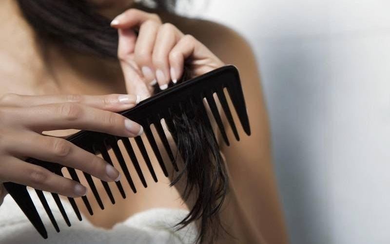 15 cách chăm sóc tóc mềm mượt, chắc khoẻ cực đơn giản