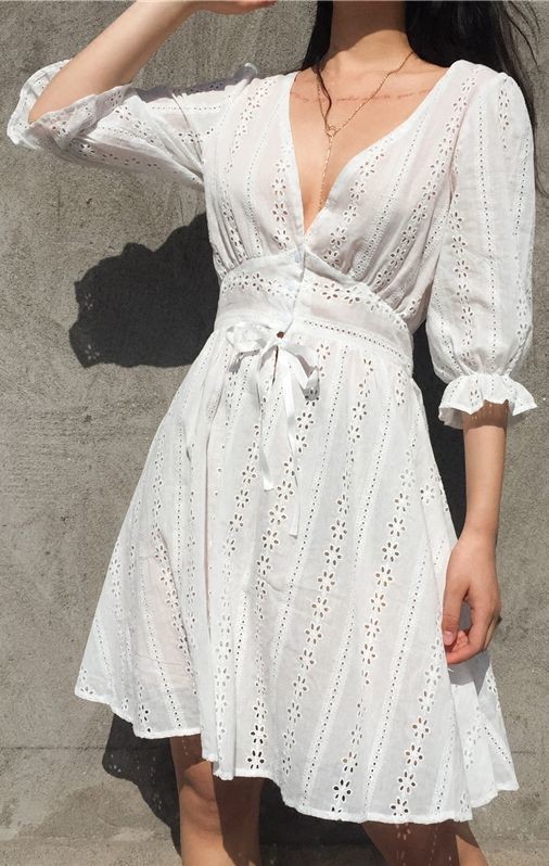 trang phục váy trắng 22